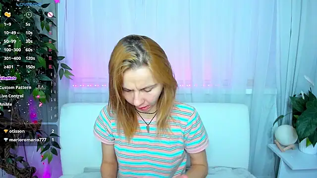 Snapshot of Bell_a_mi_ chatting on 02/27/25, 02:32 Bell a mi online show from 02/27/25, 02:32