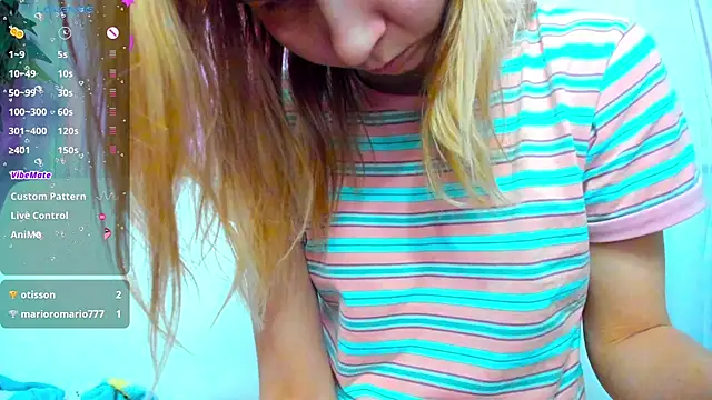 Snapshot of Bell_a_mi_ chatting on 03/03/25, 05:31 Bell a mi online show from 03/03/25, 05:31