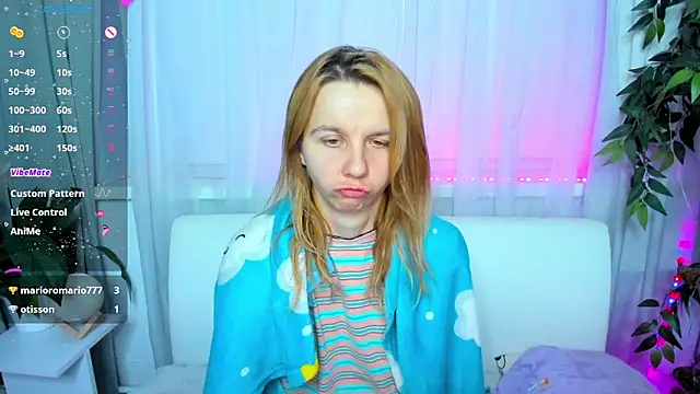 Snapshot of Bell_a_mi_ chatting on 03/07/25, 02:36 Bell a mi online show from 03/07/25, 02:36