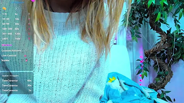 Snapshot of Bell_a_mi_ chatting on 03/16/25, 09:27 Bell a mi online show from 03/16/25, 09:27