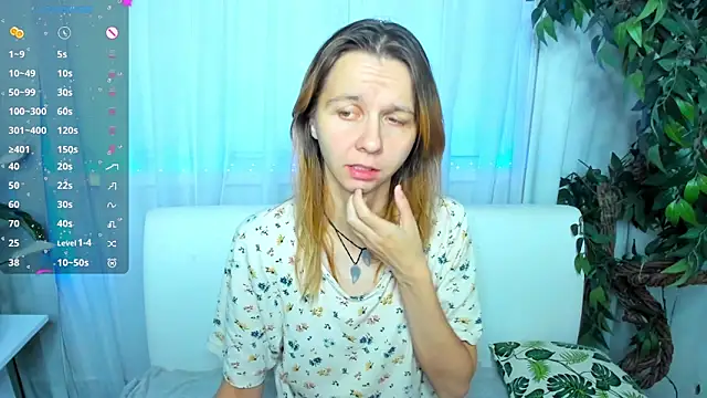 Snapshot of Bell_a_mi_ chatting on 09/16/25, 05:08 Bell a mi online show from 09/16/25, 05:08