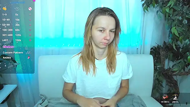 Snapshot of Bell_a_mi_ chatting on 09/26/25, 06:39 Bell a mi online show from 09/26/25, 06:39