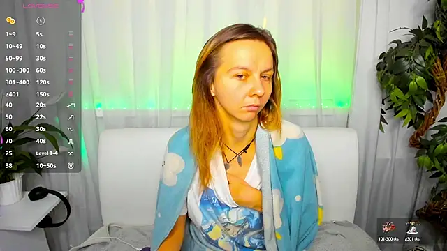 Snapshot of Bell_a_mi_ chatting on 10/12/25, 07:29 Bell a mi online show from 10/12/25, 07:29