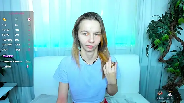 Snapshot of Bell_a_mi_ chatting on 11/04/25, 11:20 Bell a mi online show from 11/04/25, 11:20