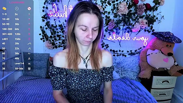 Snapshot of Bell_a_mi_ chatting on 11/30/25, 11:47 Bell a mi online show from 11/30/25, 11:47