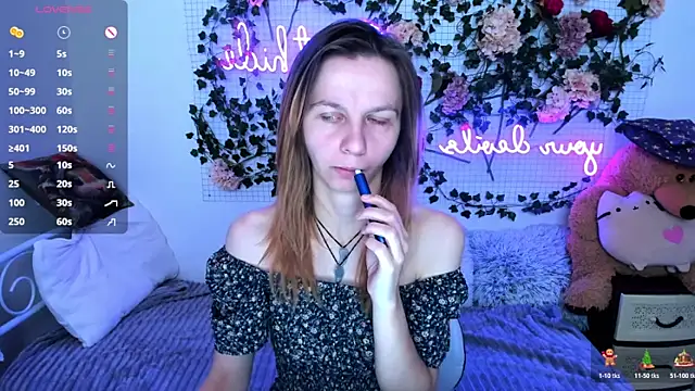 Snapshot of Bell_a_mi_ chatting on 12/03/25, 12:25 Bell a mi online show from 12/03/25, 12:25