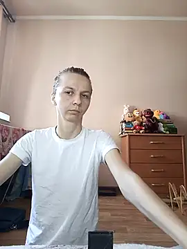 Snapshot of Bell_a_mi_ chatting on 06/14/26, 11:34 Bell a mi online show from 06/14/26, 11:34
