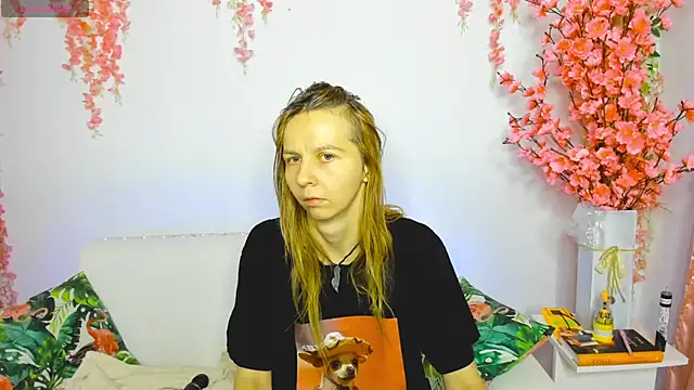Snapshot of Bell_a_mi_ chatting on 07/17/26, 11:06 Bell a mi online show from 07/17/26, 11:06
