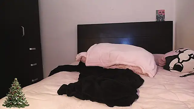 MARIANADIRTY online show from 01/04/25, 04:43