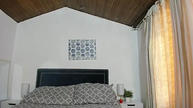 Snapshot of ZulyMichels chatting on 07/01/26, 12:51 ZulyMichels online show from 07/01/26, 12:51