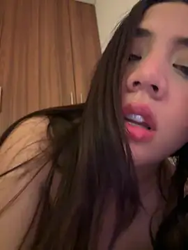 marcimaa online show from 12/21/24, 05:36