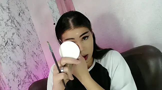 Alexandra Hornny online show from 12/31/24, 08:59