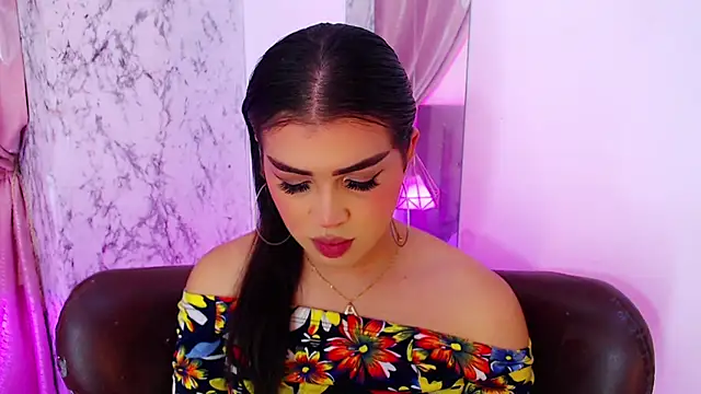 Alexandra Hornny online show from 03/11/25, 09:34