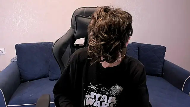 Snapshot of James_Mills chatting on 10/11/25, 07:01 James Mills online show from 10/11/25, 07:01