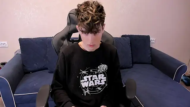 Snapshot of James_Mills chatting on 10/15/25, 07:14 James Mills online show from 10/15/25, 07:14