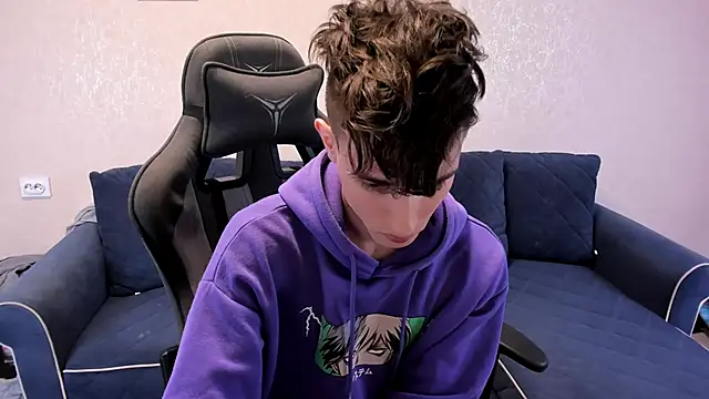 Snapshot of James_Mills chatting on 10/28/25, 06:43 James Mills online show from 10/28/25, 06:43