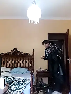 White rabbit  online show from 12/05/24, 09:28