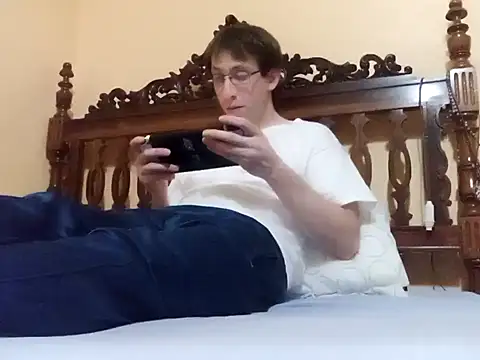 White rabbit  online show from 01/11/25, 08:21