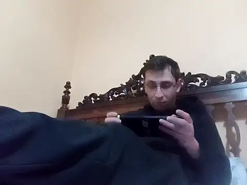 White rabbit  online show from 01/19/25, 10:06