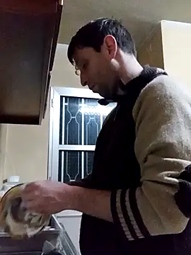 White rabbit  online show from 02/03/25, 09:29