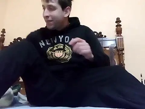 White rabbit  online show from 02/09/25, 03:23