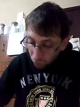 White rabbit  online show from 02/12/25, 09:01