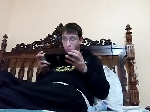 White rabbit  online show from 02/13/25, 02:09