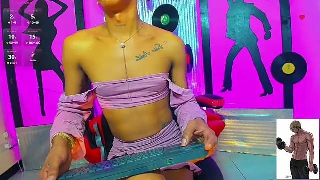 nickyminach  online show from 02/03/26, 03:26