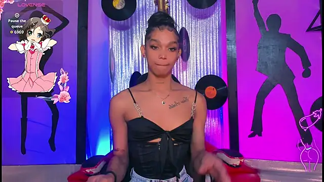 Snapshot of nickyminach_ chatting on 07/03/26, 07:42 nickyminach online show from 07/03/26, 07:42