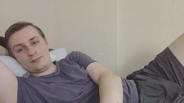 Snapshot of your_andy chatting on 10/10/25, 06:34 your andy online show from 10/10/25, 06:34