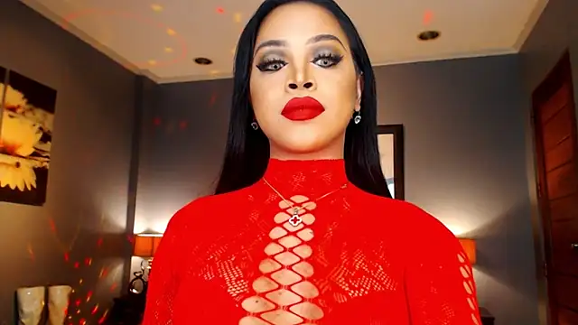 Snapshot of MarryQueen22 chatting on 12/14/25, 02:17 MarryQueen22 online show from 12/14/25, 02:17