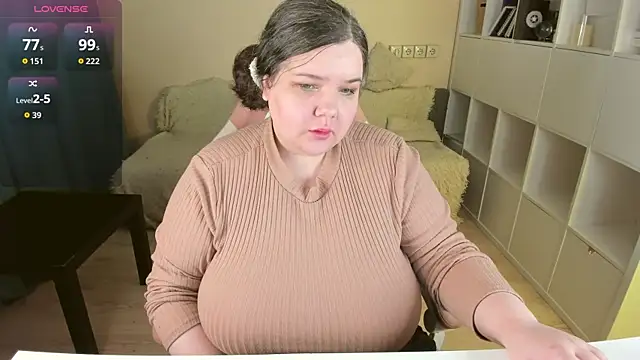 PlumPie online show from 09/09/25, 05:23