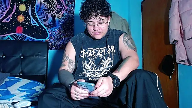 Snapshot of Techno_420_ chatting on 03/04/26, 11:55 Techno 420 online show from 03/04/26, 11:55