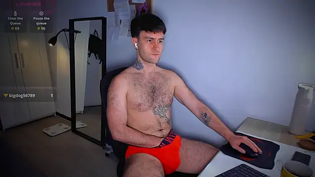 Snapshot of HonestAndrew chatting on 02/11/26, 08:41 HonestAndrew online show from 02/11/26, 08:41