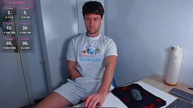 Snapshot of HonestAndrew chatting on 03/11/26, 04:46 HonestAndrew online show from 03/11/26, 04:46