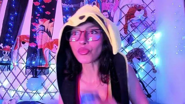 Snapshot of Alice_jacobs1 chatting on 01/29/25, 04:05 Alice jacobs1 online show from 01/29/25, 04:05