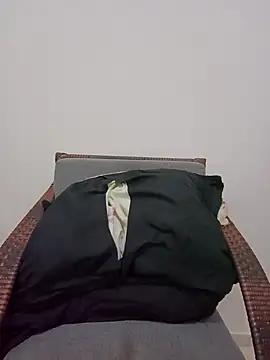 VIC22SECRET online show from 01/25/25, 01:10