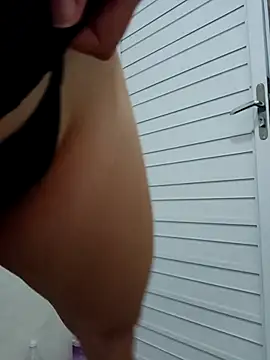 VIC22SECRET online show from 02/14/25, 04:15