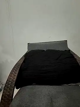 VIC22SECRET online show from 02/02/26, 01:04