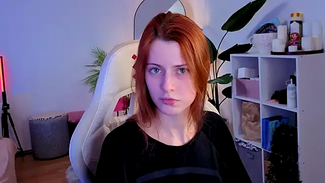 doll lesli online show from 12/04/25, 11:30