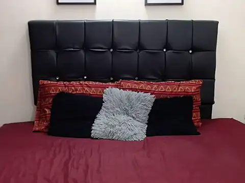 Snapshot of Violette_Adams chatting on 11/20/25, 01:33 Violette Adams online show from 11/20/25, 01:33