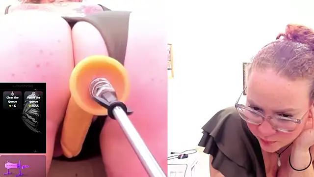 Snapshot of Paulina_Davis_ chatting on 02/26/25, 04:36 Paulina Davis online show from 02/26/25, 04:36