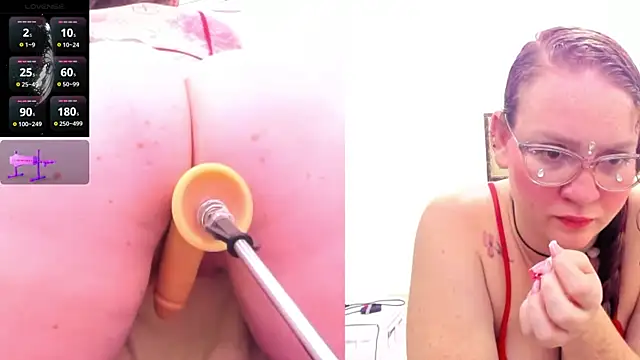 Snapshot of Paulina_Davis_ chatting on 02/27/25, 03:25 Paulina Davis online show from 02/27/25, 03:25