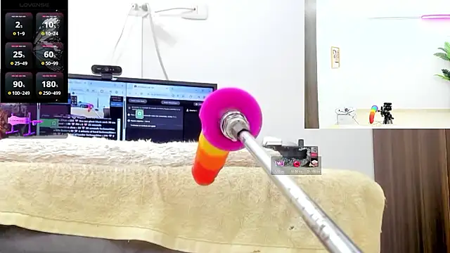 Paulina Davis  online show from 01/10/26, 12:01