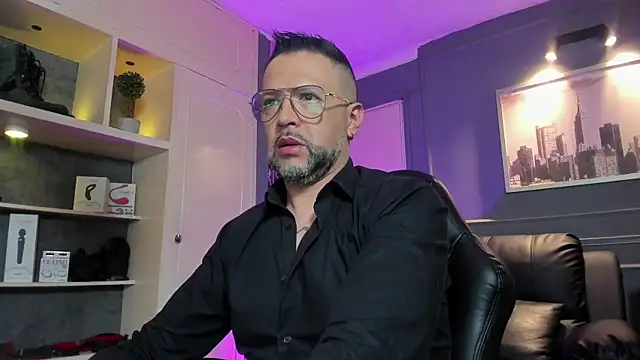 MrFrank tattoo online show from 02/09/26, 10:30