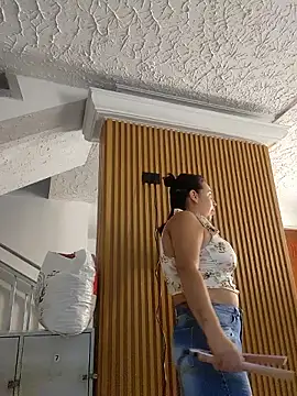 Snapshot of LizzRouse chatting on 03/04/26, 06:47 LizzRouse online show from 03/04/26, 06:47