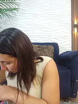 Snapshot of LizzRouse chatting on 03/12/26, 08:48 LizzRouse online show from 03/12/26, 08:48