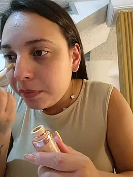 Snapshot of LizzRouse chatting on 04/06/26, 08:54 LizzRouse online show from 04/06/26, 08:54