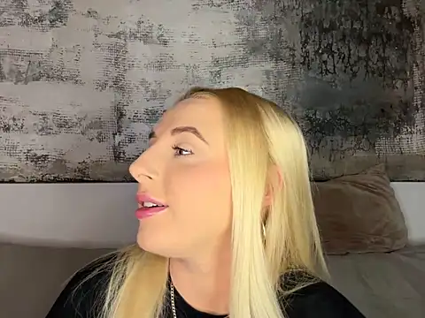 Strongqueen online show from 01/20/25, 07:25