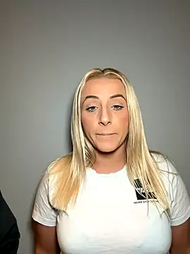 Strongqueen online show from 10/12/25, 03:55